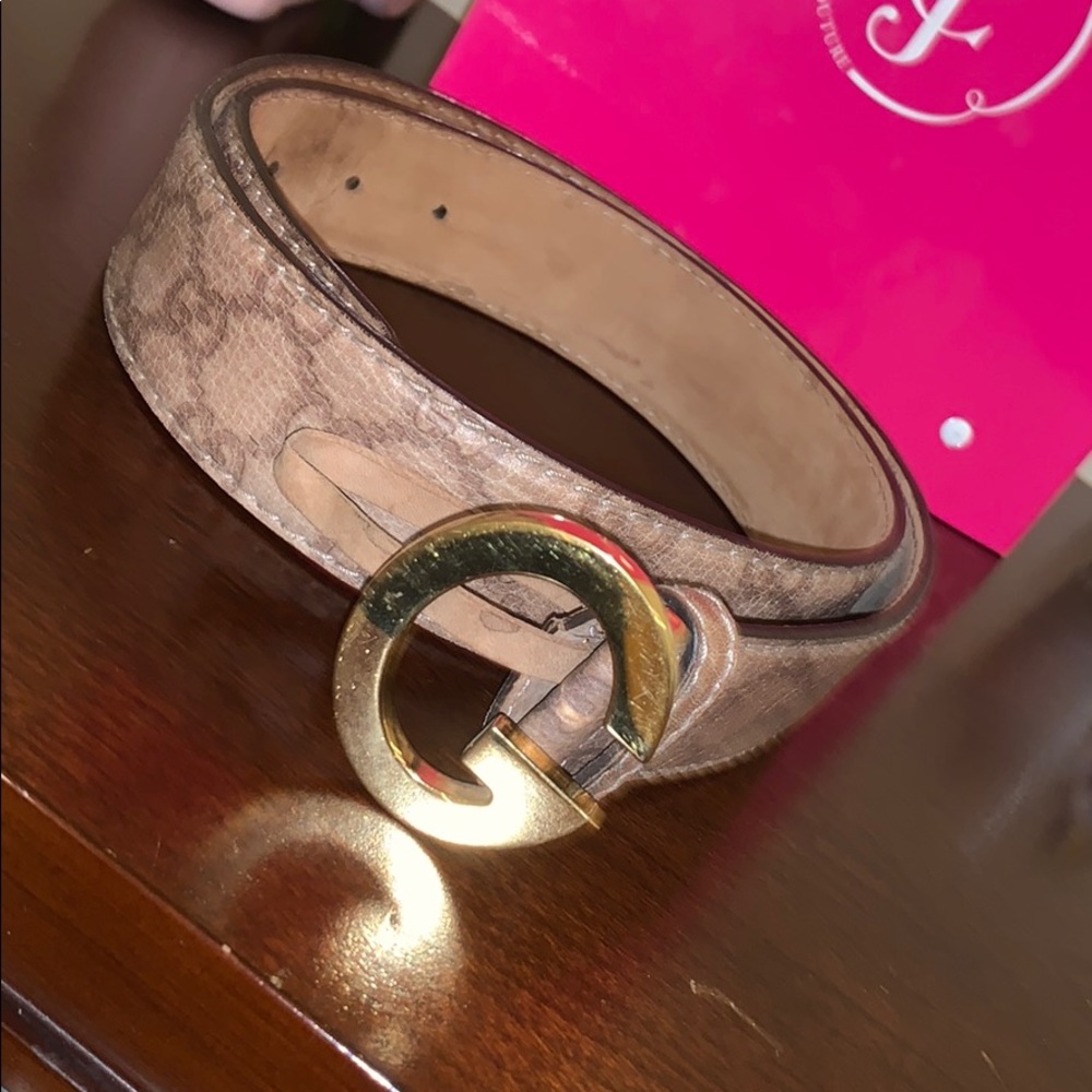 Gucci belt.
